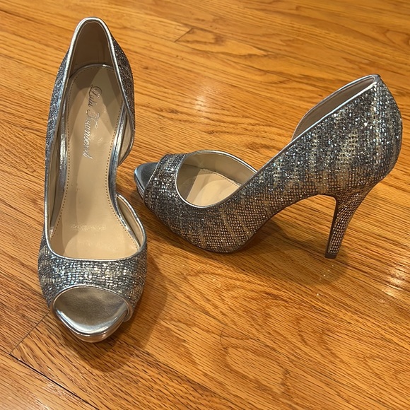 Sparkly Silver Heels for Night Out - Picture 2 of 4